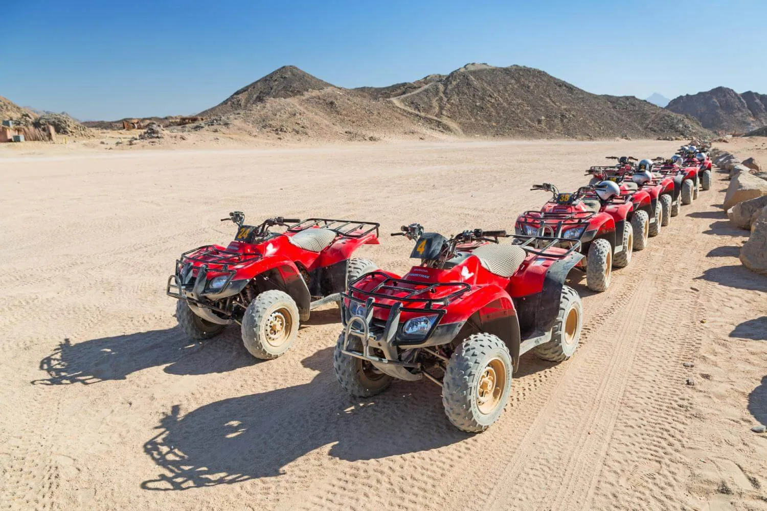 Bild 1 von 5, Quad-Safari durch die Wüste